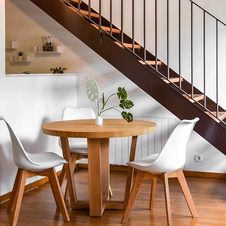 Loft Besalu Alojamiento Centrico Y Acogedor エクステリア 写真