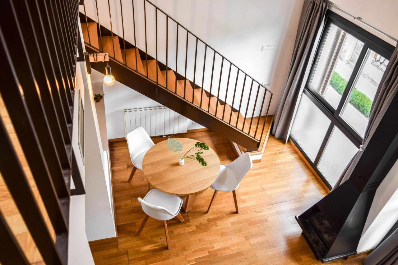 Loft Besalu Alojamiento Centrico Y Acogedor エクステリア 写真